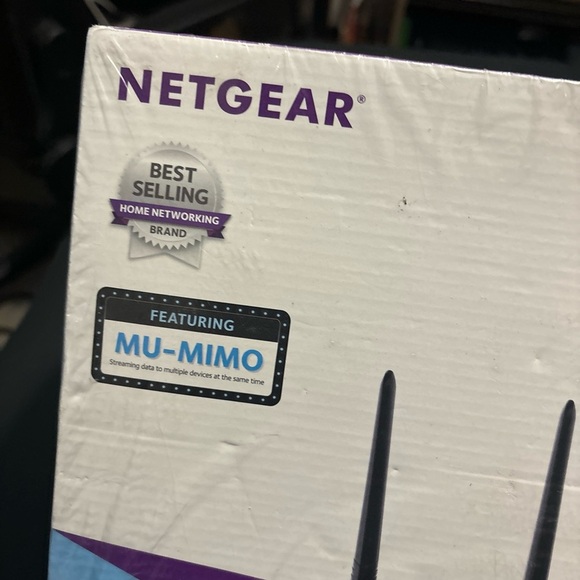 Netgear AC1750 Smart WiFi Router - 802.11 AC Dual Band Gigabit - Black... - Picture 4 of 10